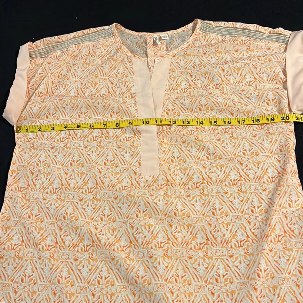 Peach Color Cato est. 1946 V-neck Sleeveless Top size medium